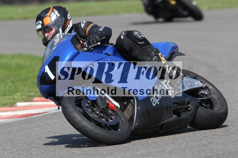 Archiv-2022/57 29.08.2022 Plüss Moto Sport ADR/Einsteiger/1